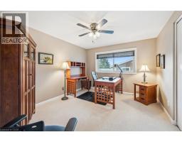 233 LAURENTIAN Drive - 18