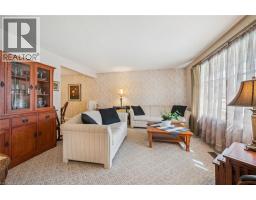 233 LAURENTIAN Drive - 3