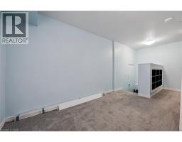 385 PIONEER Drive UnitNo. 5 - 22