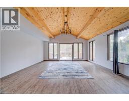 28 WILLOW Street - 17