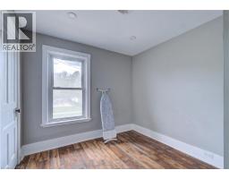 28 WILLOW Street - 27