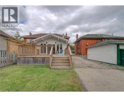 28 WILLOW Street - 32