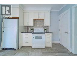 28 WILLOW Street - 8