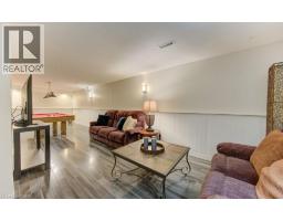 15 DEERWOOD Crescent - 37