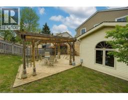 15 DEERWOOD Crescent - 39