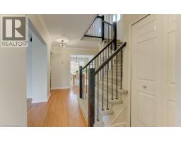 15 DEERWOOD Crescent - 4