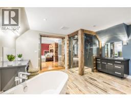 1399 SAFARI Road - 30