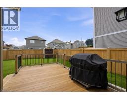 1 BAWCUTT Crescent - 30