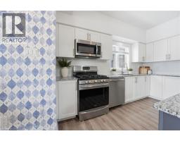 1 BAWCUTT Crescent - 9