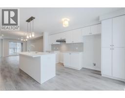 15 URBANE Boulevard - 14