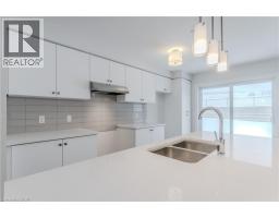 15 URBANE Boulevard - 15