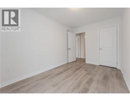 15 URBANE Boulevard - 20