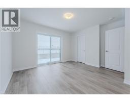 15 URBANE Boulevard - 25