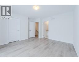 15 URBANE Boulevard - 26