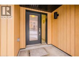 15 URBANE Boulevard - 3