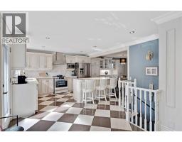 37 YELLOW BIRCH Drive - 33