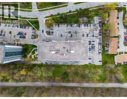 35 GREEN VALLEY Drive UnitNo. 502 - 11