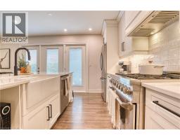 525 BLAKE Street E - 13