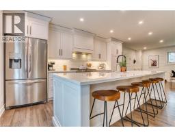525 BLAKE Street E - 16