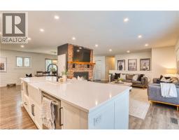 525 BLAKE Street E - 18