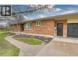 525 BLAKE Street E - 2