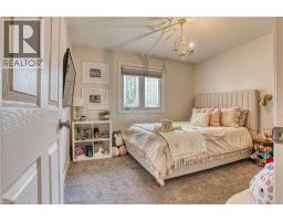 525 BLAKE Street E - 32