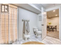 525 BLAKE Street E - 42