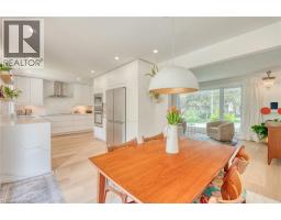 187 WOODVIEW Crescent - 14