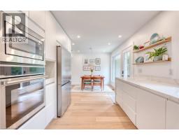 187 WOODVIEW Crescent - 23