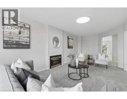 83 CANROBERT Street - 11