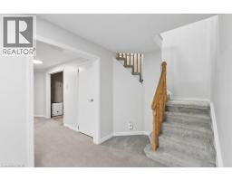 83 CANROBERT Street - 29