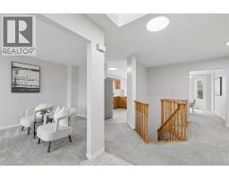 83 CANROBERT Street - 7