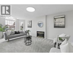 83 CANROBERT Street - 8