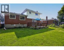 12 MILLER Crescent - 38