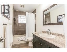 34 BLACKHORNE Crescent - 16