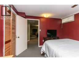 34 BLACKHORNE Crescent - 35