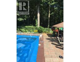 34 BLACKHORNE Crescent - 46