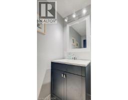 4 RONALD Road - 26