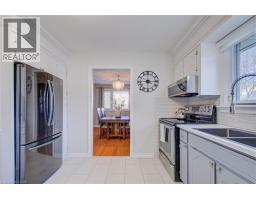 4 RONALD Road - 8