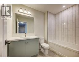 233 APPLEWOOD Street - 36