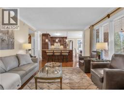 228 MICHENER Crescent - 11