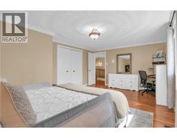 228 MICHENER Crescent - 33