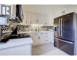 26 CLUTHE Crescent - 11