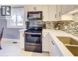 26 CLUTHE Crescent - 14