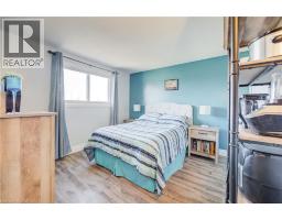 26 CLUTHE Crescent - 17