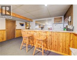 26 CLUTHE Crescent - 28
