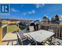 26 CLUTHE Crescent - 35