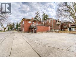 744 QUEEN Street S - 10