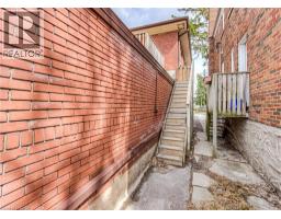 744 QUEEN Street S - 11