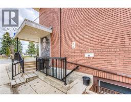 744 QUEEN Street S - 14